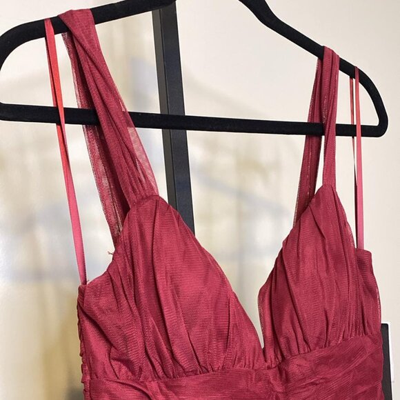 CITY STUDIOS Juniors' Emma Pleated-Bodice Notched-Neck Gown - Picture 3 of 10